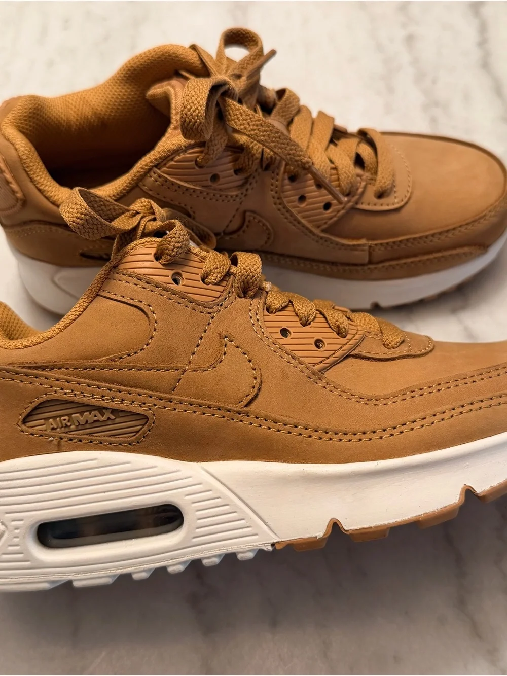 2024 Nike Air Max 90 GS Size 1.5Y – Flax/Sail/Flax – Brand New No Box